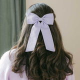 THE LILAC LINEN CLASSIC BOW