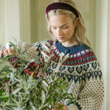 THE BURGUNDY VELVET HEADBAND