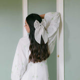THE NATURAL LINEN BOW