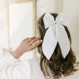 THE WHITE LINEN BOW