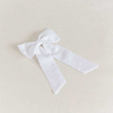 THE WHITE LINEN CLASSIC BOW