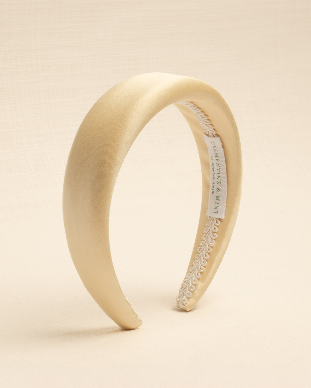 THE YELLOW SATIN HEADBAND