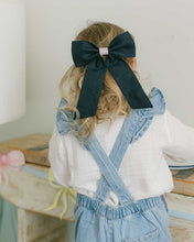 Load image into Gallery viewer, THE NAVY AND PINK CHILDREN&#39;S BOW
