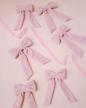 Load image into Gallery viewer, THE PINK VELVET CHILDREN&#39;S BOW
