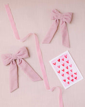 Load image into Gallery viewer, THE PINK VELVET CLASSIC BOW
