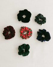 Load image into Gallery viewer, THE NAVY VELVET SCRUNCHIE

