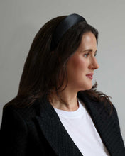 Load image into Gallery viewer, THE BLACK SATIN SLIM HEADBAND
