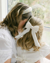 Load image into Gallery viewer, THE IVORY SATIN CHILDREN&#39;S BOW
