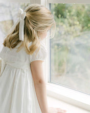 Load image into Gallery viewer, THE IVORY SATIN CHILDREN&#39;S BOW
