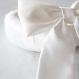 THE IVORY SATIN CLASSIC BOW