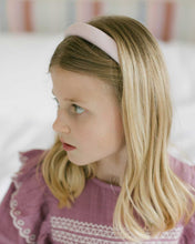 Load image into Gallery viewer, THE LIGHT PINK LINEN CHILDREN&#39;S HEADBAND
