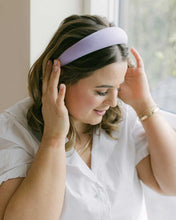 Load image into Gallery viewer, THE LILAC LINEN HEADBAND
