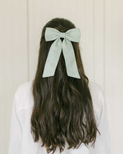 Load image into Gallery viewer, THE MINT GREEN LINEN CLASSIC BOW
