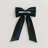 THE NAVY VELVET CLASSIC BOW