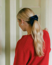 Load image into Gallery viewer, THE NAVY VELVET SCRUNCHIE
