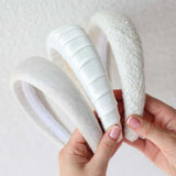 THE CREAM TWEED HEADBAND