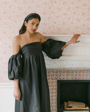 Load image into Gallery viewer, THE BLACK SATIN SLIM HEADBAND
