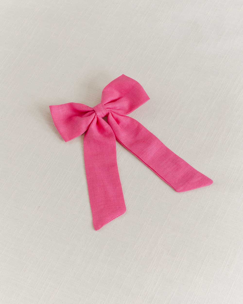 THE HOT PINK LINEN CLASSIC BOW