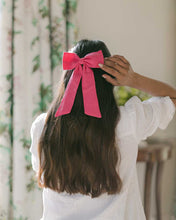 Load image into Gallery viewer, THE HOT PINK LINEN CLASSIC BOW
