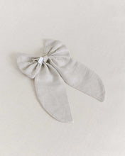 Load image into Gallery viewer, THE NATURAL LINEN BOW
