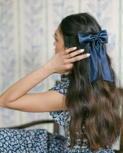 Load image into Gallery viewer, THE NAVY SATIN CLASSIC BOW
