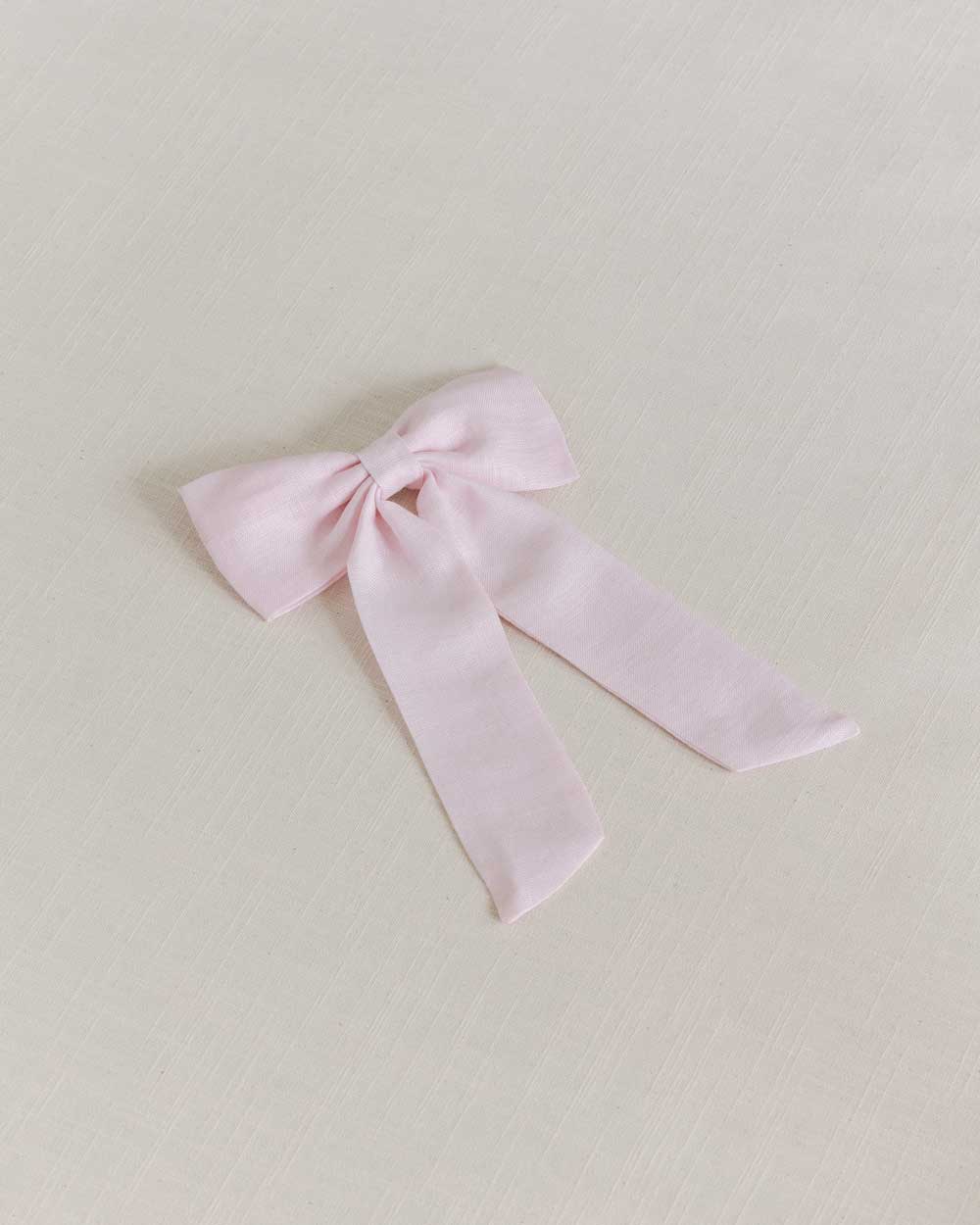 THE LIGHT PINK CLASSIC BOW