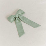 THE SAGE GREEN LINEN CLASSIC BOW
