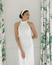 Load image into Gallery viewer, THE WHITE SATIN PADDED HEADBAND
