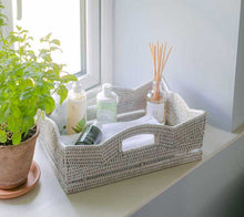 Load image into Gallery viewer, The Scallop Basket - White Wash
